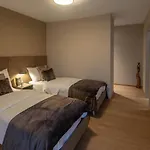 Boutique La Couronne Hotel *