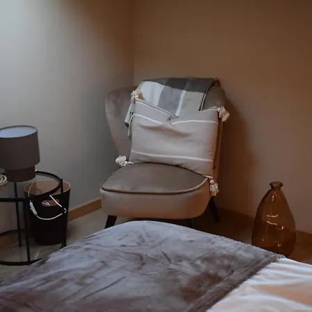 Boutique La Couronne Hotel *