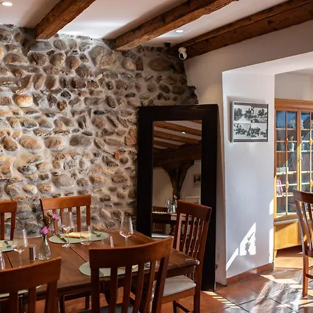 Boutique La Couronne * Mies