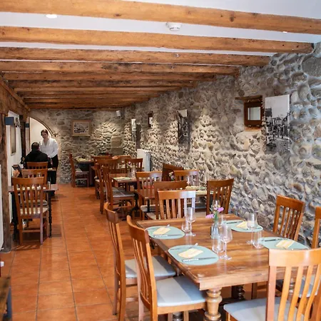 Boutique La Couronne * Mies