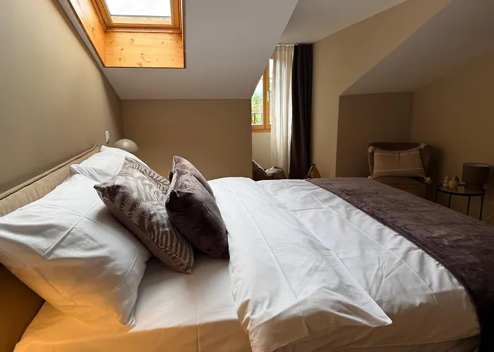 Boutique La Couronne Hotel