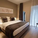 Boutique La Couronne * Mies